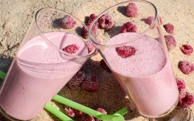 Rank und schlank mit Soja Protein Shakes